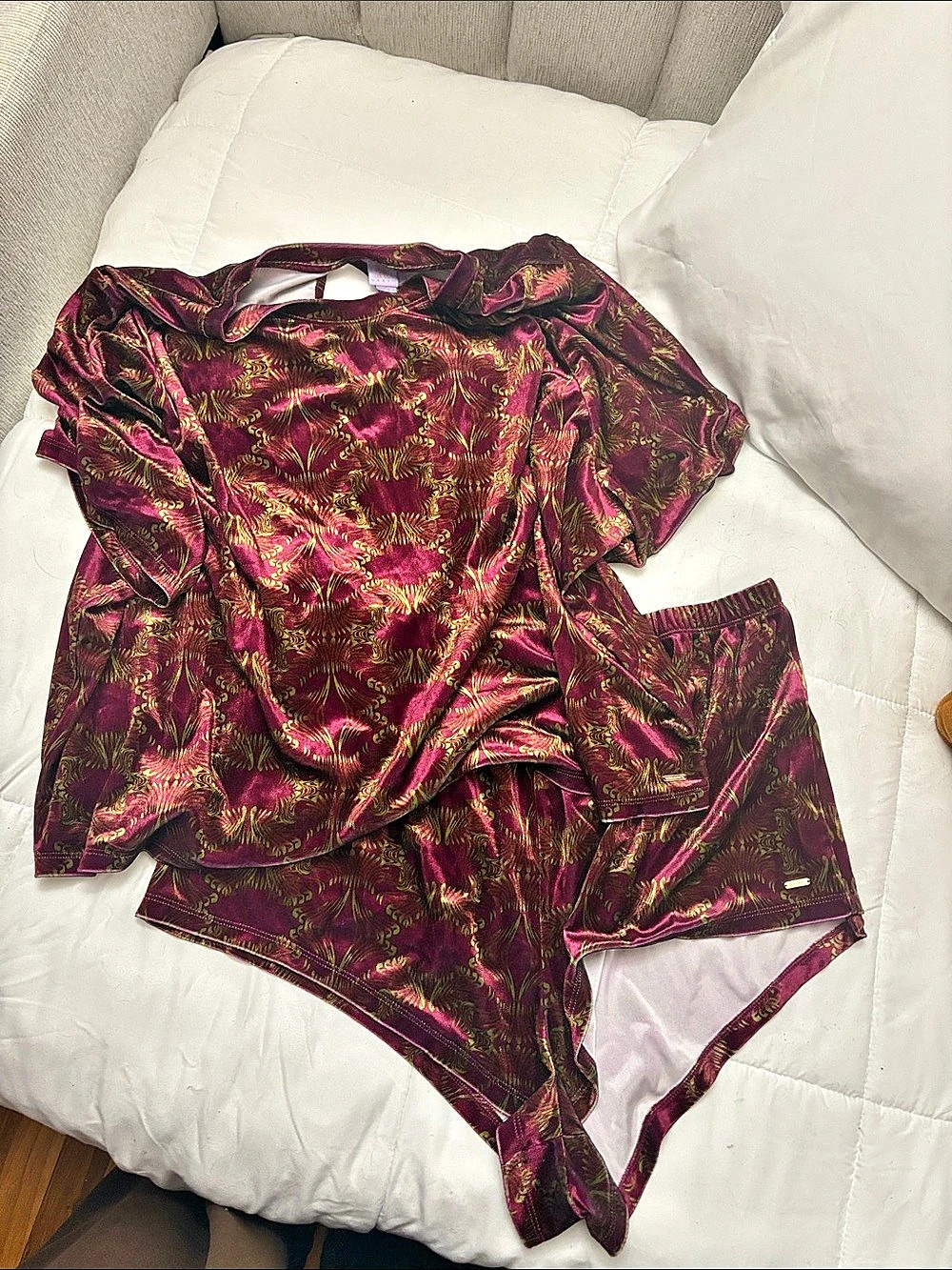SavageXFenty Floral Velvet Short-Sleeve Top & Shorts in Burgundy